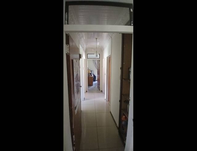 3 BEDROOM FREEHOLD FOR SALE IN SUNNYRIDGE